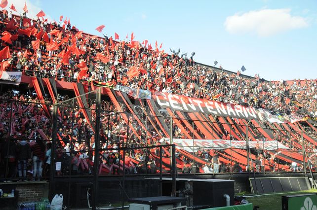 Es oficial: Colón tendrá a disposición las dos populares en la final de la Sudamericana