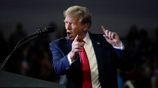 Trump recibió otra condena por la que debe pagar 355 millones de dólares