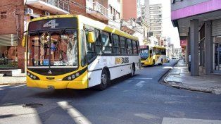 Para los empresarios, el aumento del boleto urbano es un alivio parcial y advierten que el impacto pleno llegará en diciembre
