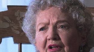 Tiene 86 años y publicó su primera novela con alto contenido sexual