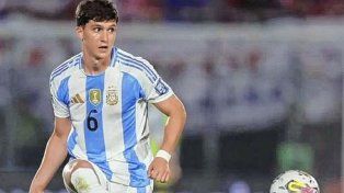 Malas noticias en la Selección: Balerdi sufrió un desgarro y se pierde el Mundial 2026
