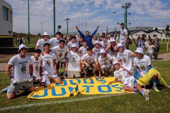 Arriba los pibes. Central se volvió de Mar del Plata con el título ajo el brazo. Gran triunfo del Canalla.