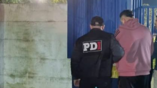 El Gordo Axel al ser sorprendido en el club de Villa Mugueta