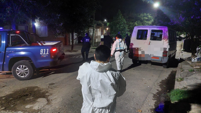 Policías en Garzón y Gandhi