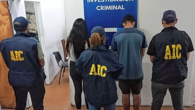 Detienen a otros dos miembros de la banda que estafó a más de 30 personas con la compra y venta de autos