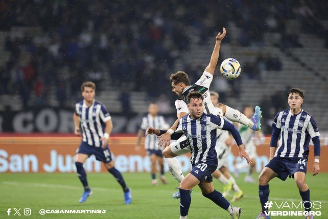 Talleres empató con San Martín en Córdoba.
