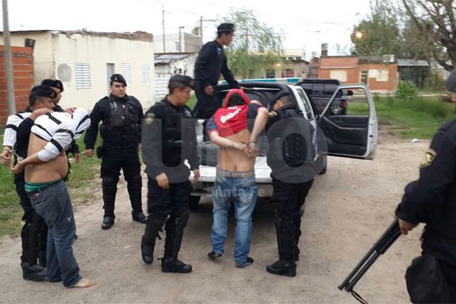 Descubierto. Uno de los dos detenidos fingió ser otra persona