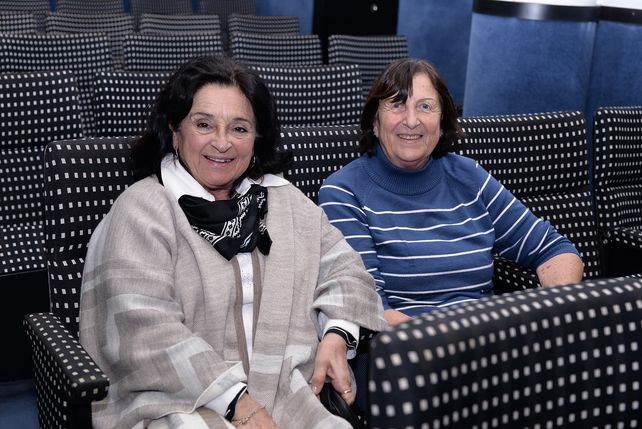 Alicia Sena y Mónica Caramelino  