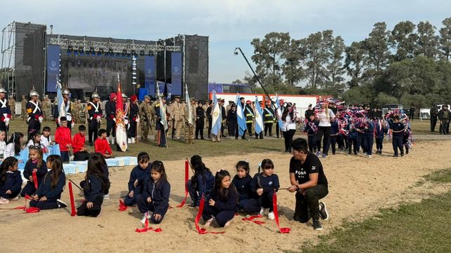 Puerto San Martín se vistió de fiesta para celebrar un año más de la histórica Batalla de Punta Quebracho.
