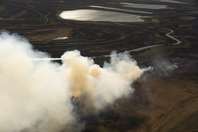 La sequía profundizó el problema de los incendios que algunos solo pudieron frenar en las puertas de sus viviendas.&nbsp;