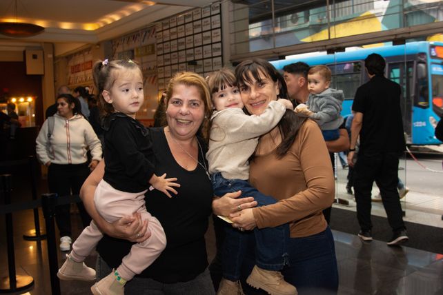 Clara Fernández, Sandra Badi, Ainhoa Castro y Claudia García
