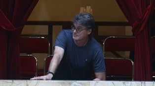 Quién es el empresario que fue expulsado del Congreso por insultar a diputados opositores