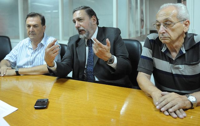 Gremios locales reclaman eximir a los salarios de Ganancias