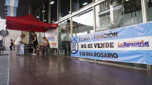 El año pasado La Bancaria de Rosario instaló una carpa para recolectar firmas en contra de la privatización del Banco Nación.