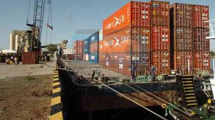 Unos 57 contenedores saldrán desde el Puerto de Santa Fe
