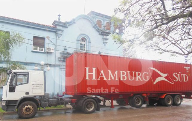 El camión que fue decomisado con 1.600 kilos de marihuana.