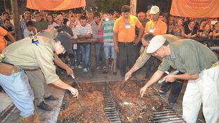 Foto: Fiesta Nacional del Asado con Cuero, Viale