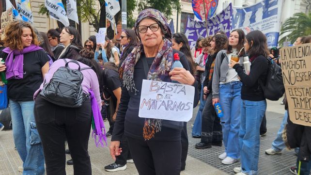 Ni Una Menos volvió a las calles de Paraná con un reclamo por la emergencia en violencia de género
