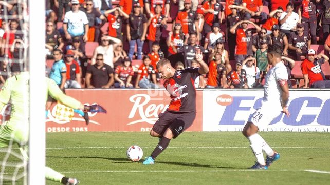 Colón llega con chances de clasificar a los cuartos de final a las últimas tres fechas del certamen.