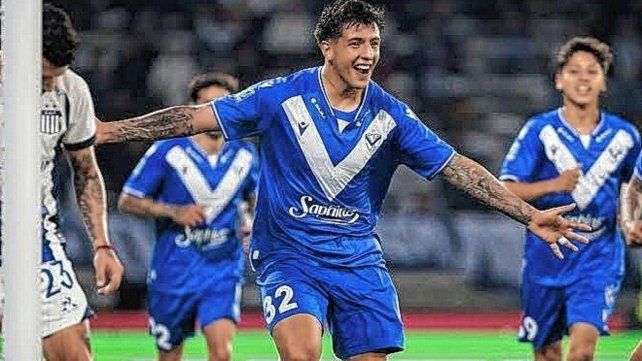 Vélez venció a Talleres y tiene puntaje ideal.