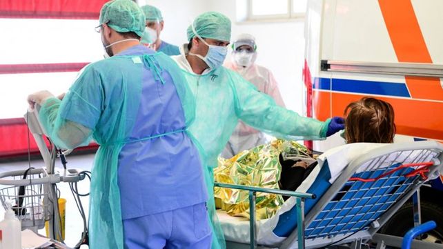 Médicos santafesinos paran por la discriminación en el pago del bono de 5 mil pesos