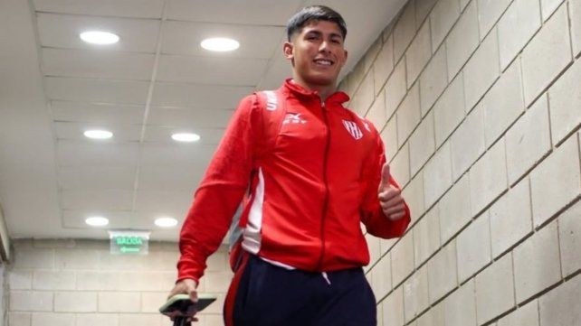 Unión ya trabaja para conseguir un refuerzo por la lesión de Lautaro Vargas