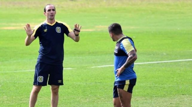 Mano a mano. Leandro Somoza y Emiliano Vecchio