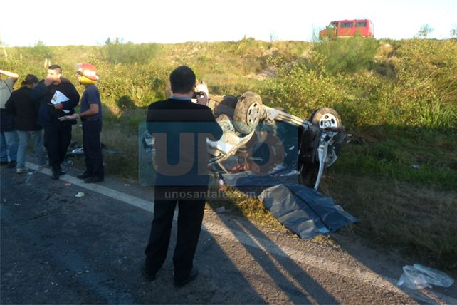 Murieron dos personas en un violento choque en la circunvalación oeste