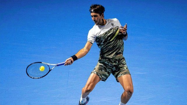 Tomás Etcheverry ganó en su debut y enfrentará a Djokovic.