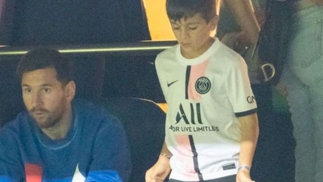 Lionel Messi con Thiago