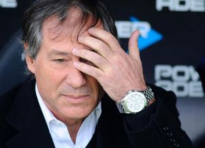 Holan confirmó que se aleja de Independiente