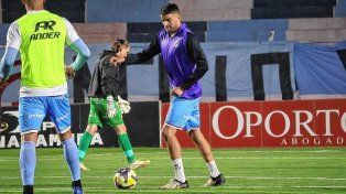 En Colón esperan la habilitación para presentar a Cristian García.