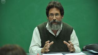 Para el docente y exrector, el pueblo debe poder usufructuar de los beneficios que la universidad produce.