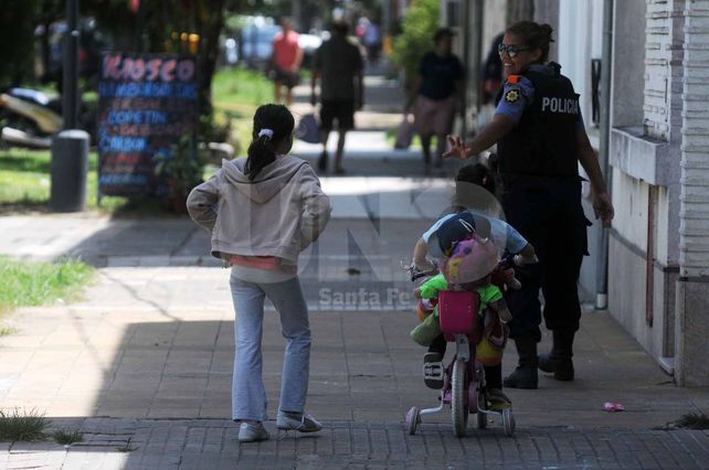Cercanía. La comunitaria se plantea como una fuerza en contacto con el vecino