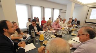 La mesa del diálogo apoyó la iniciativa de las Escuelas de Trabajo