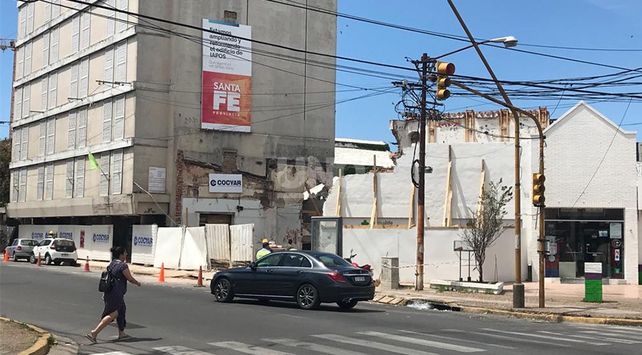 Las fotos del derrumbe de la farmacia en la Recoleta