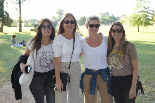 Agustina Khayt, Florencia Corsi, Jorgelina Cornú y Maria Luz Granado.s