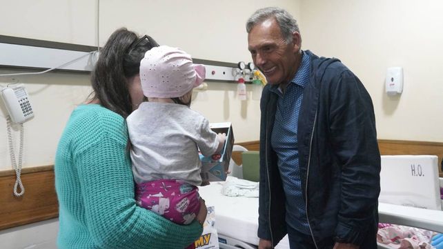 Miguel Ángel Russo visitaba habitualmente a los pacientes del hospital Víctor J. Vilela