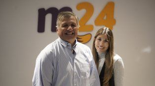 Javier Costa junto a Agustina, su hija, en las instalaciones de Mascota24 en Zeballos y Corrientes.
