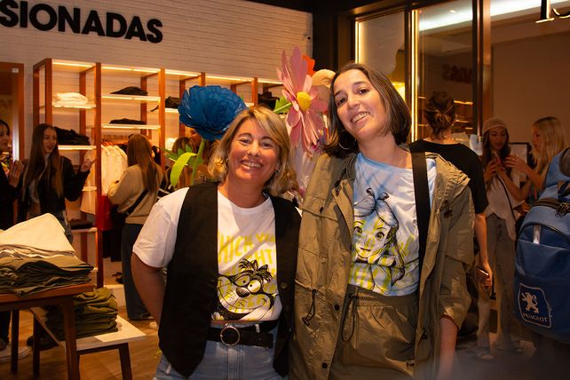 Luli Paretti y Carmen Asenjo