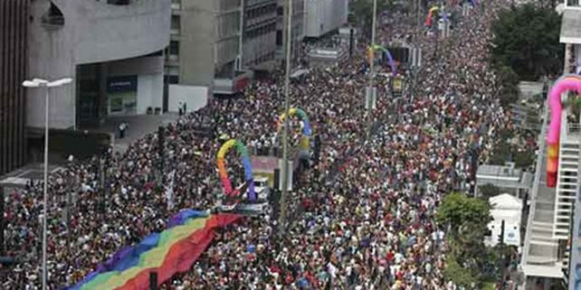 La fiesta por los derechos gays reuni&oacute; en San Pablo a 5 millones de personas