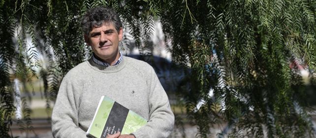 Marcelo Sauro es el encargado de coordinar el Proyecto de Aplicación de Medicinas Tradicionales y Naturales. (Foto: E. Rodríguez)