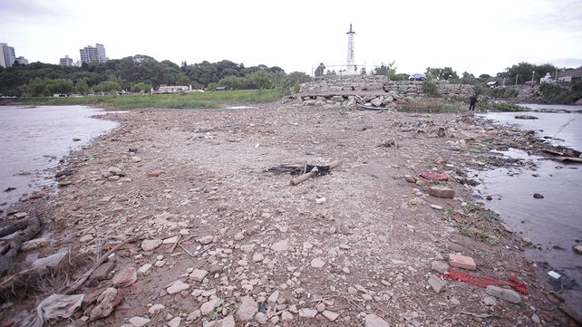 Río Paraná: pocas lluvias y niveles muy bajos hasta junio
