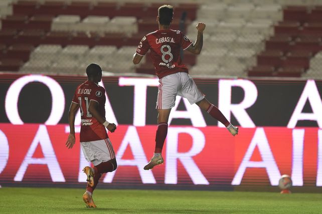 River goleó a Nacional y jugará ante Palmeiras