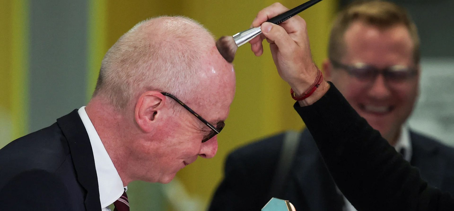 El diputado Pat McFadden se prepara para asistir a una entrevista en la conferencia anual del Partido Laborista, Liverpool, Reino Unido. Fotografía: Phil Noble/Reuters El diputado Pat McFadden se prepara para asistir a una entrevista en la conferencia anual del Partido Laborista, Liverpool, Reino Unido. Fotografía: Phil Noble/Reuters