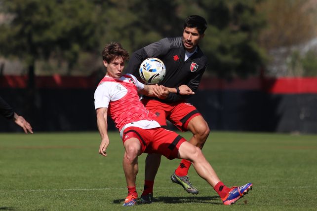 Newells consiguió un triunfo ante Sportivo Las Pareja
