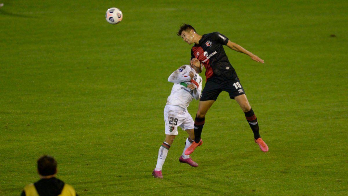 Newells: Facundo Mansilla sacó ventaja para empezar de titular
