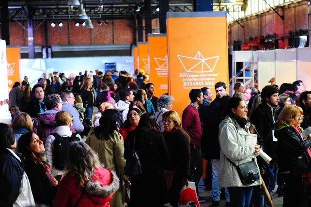 Debates. La convivencia en las ciudades fue el eje de las actividades.