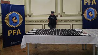 Parte de lo secuestrado por la Policía Federal en distintos allanamientos.