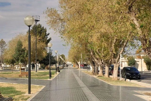 Buscan las ruinas de una casa de José de San Martín bajo una plaza mendocina